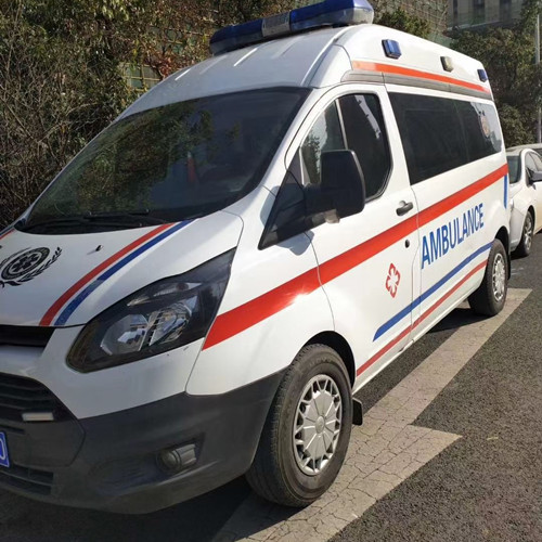 新城品质救护车出租,为您的健康出行负责